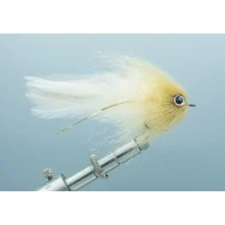 Fly Fishing^ FlyMen Big Game Brush Fly Tan #6/0 - Your Premium Fishing Gear Store Rods Lines Baits Accessories